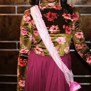 Green Floral Crop Top